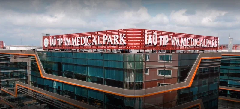 مستشفى ميديكل بارك فلوريا رعاية طبية vip في اسطنبول