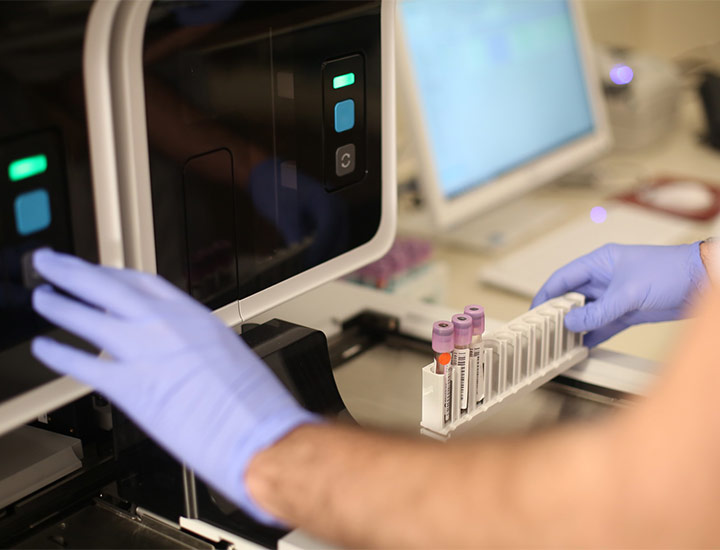 المختبرات والتحاليل في ميديكال بارك فلوريا