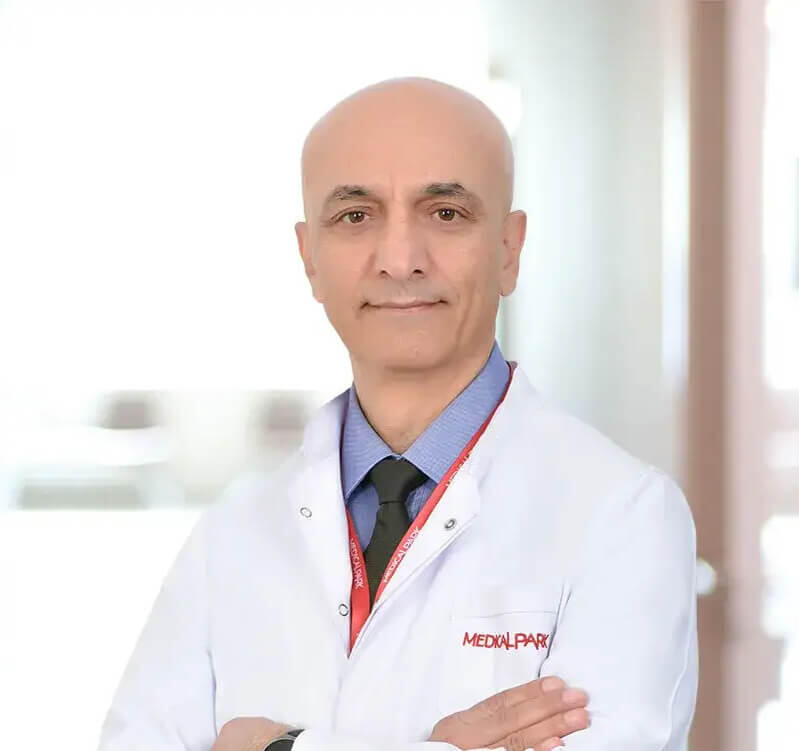 البروفيسور الدكتور منصور كاياتاش