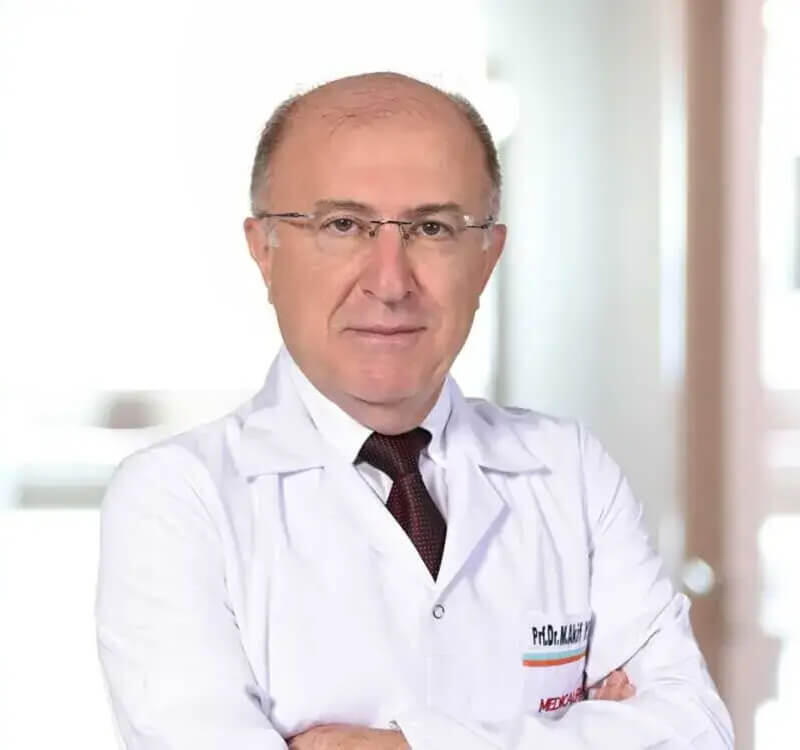 البروفيسور الدكتور محمد عاكف يشيليبيك