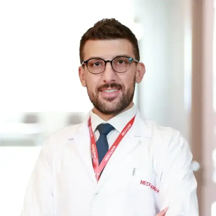 البروفيسور الدكتور ألا قويسي
