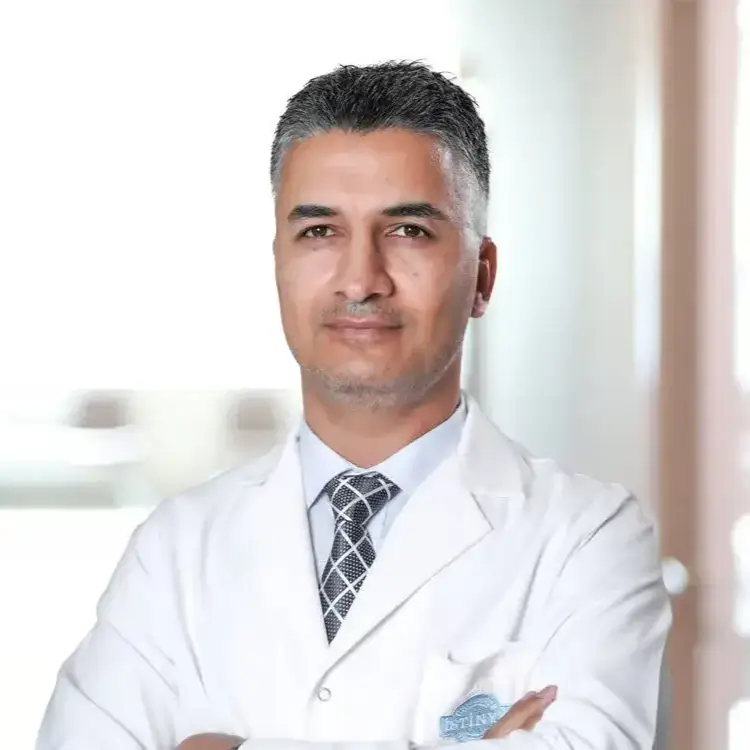 طبيب قلب في اسطنبول الدكتور إرسين يلدرم