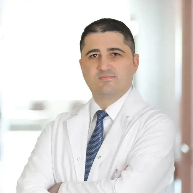 الدكتور جيهون أكساكال انف اذن حنجرة في توكات