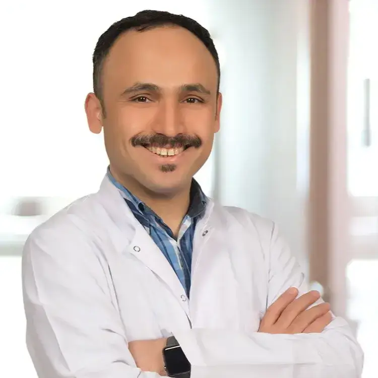 أخصائي أمراض الدم في كوجايلي الدكتور فاتح كورناز