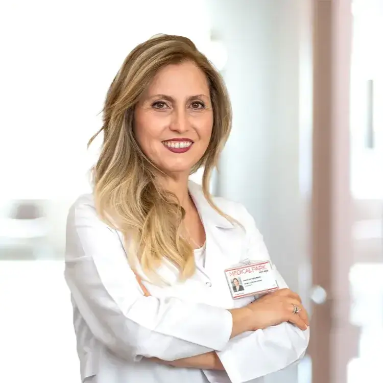 اختصاصية الجراحة العامة مستشفى IconMedical Park أنقرة (باتكنت) الدكتورة غول بورا ماكال