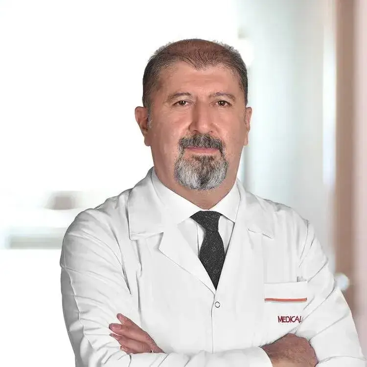 البروفيسور الدكتور سيردال غونغور