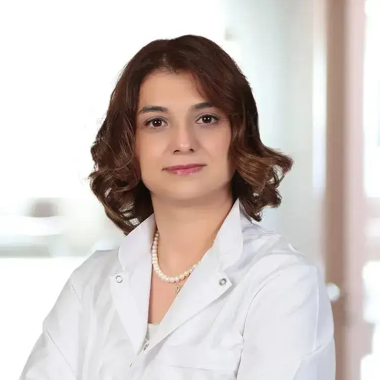 البروفيسورة الدكتورة زينب إييجون