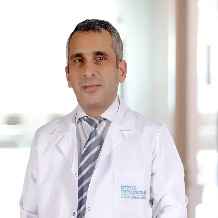 أخصائي أمراض القلب مستشفى جامعة إستينيا – غازي عثمان باشا في إسطنبول الدكتور مصطفى يولجو