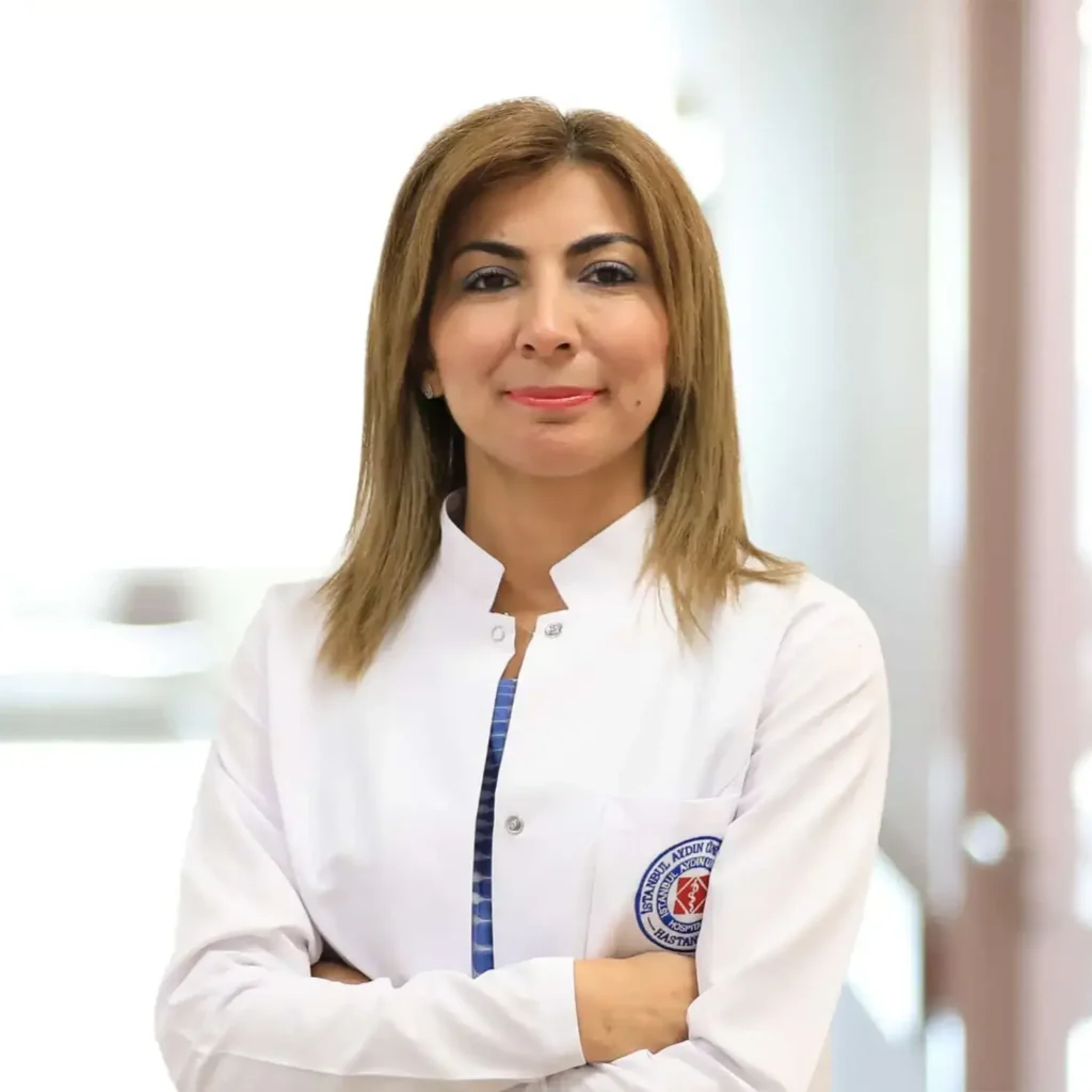 اختصاصية أمراض الجهاز الهضمي والكبد والتغذية لدى الأطفال مستشفى آيكون ميديكال بارك فلوريا باسطنبول الدكتورة حسرت آي يلدز جيفان