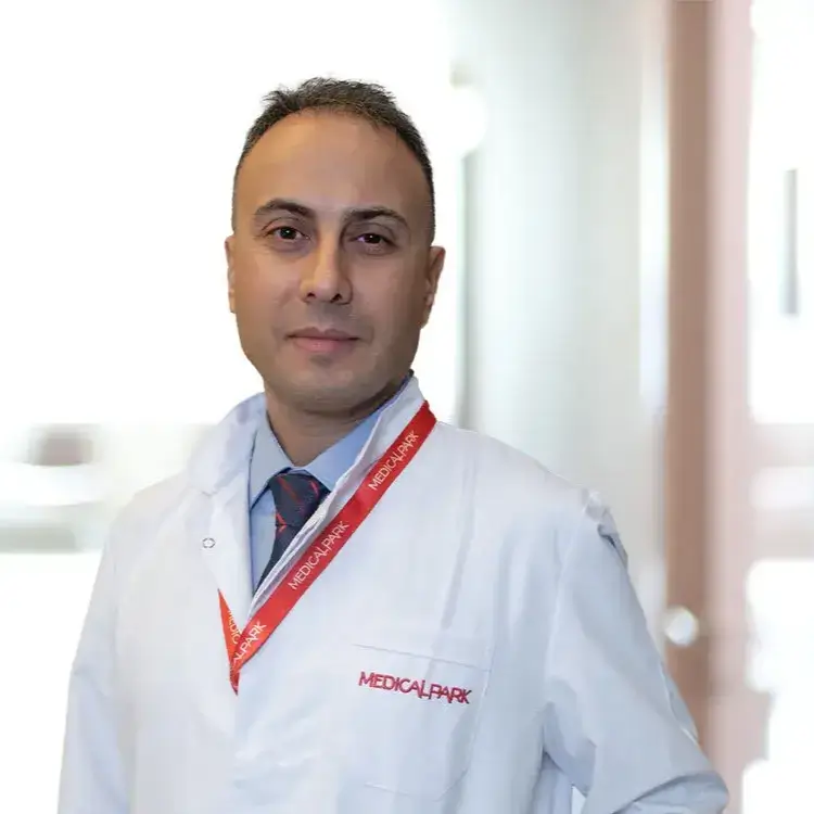 أخصائي أمراض النساء والتوليد (طب النساء) مركز آيكون ميديكال بارك أضنة الدكتور مصطفى كابلان أوغلو