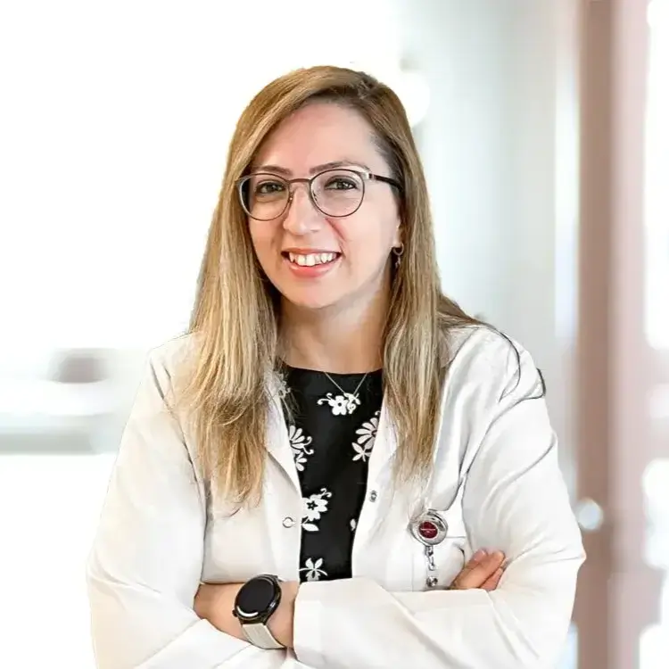 اختصاص أمراض الكلى (النيفرولوجي) مركز Medical Park فلوريا الدكتورة ميرفي أكتار