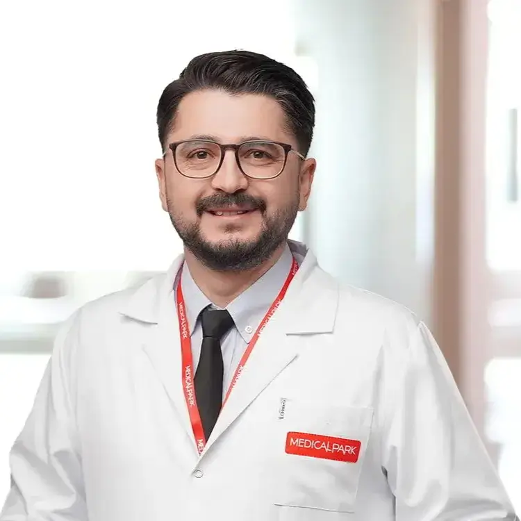 جراح عطام وكسور في اسطنبول الدكتور مصطفى وزيرهويوك