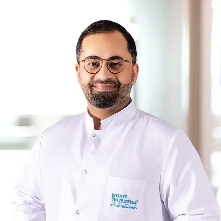جراح تجميل في اسطنبول الدكتور محمد سولماز