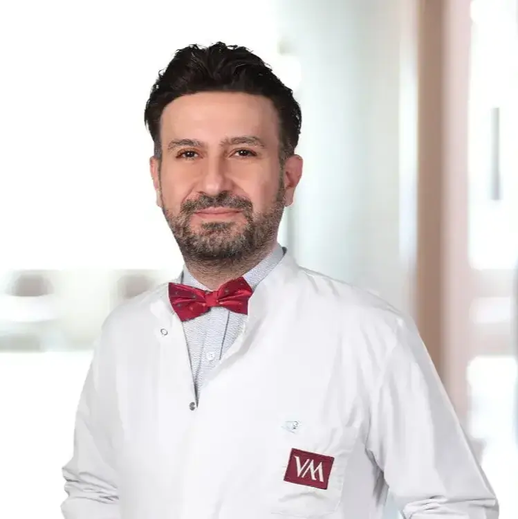 اخصائي تجميل الانف في تركيا الدكتور إربيل كيليتش