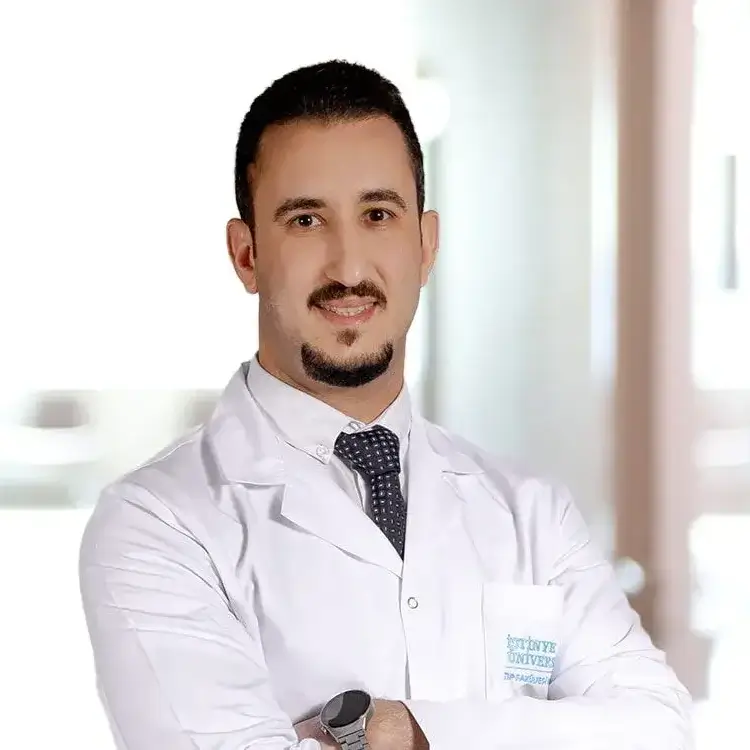 طبيب بولية في اسطنبول الدكتور خالد أحمد عبد الله عبيد