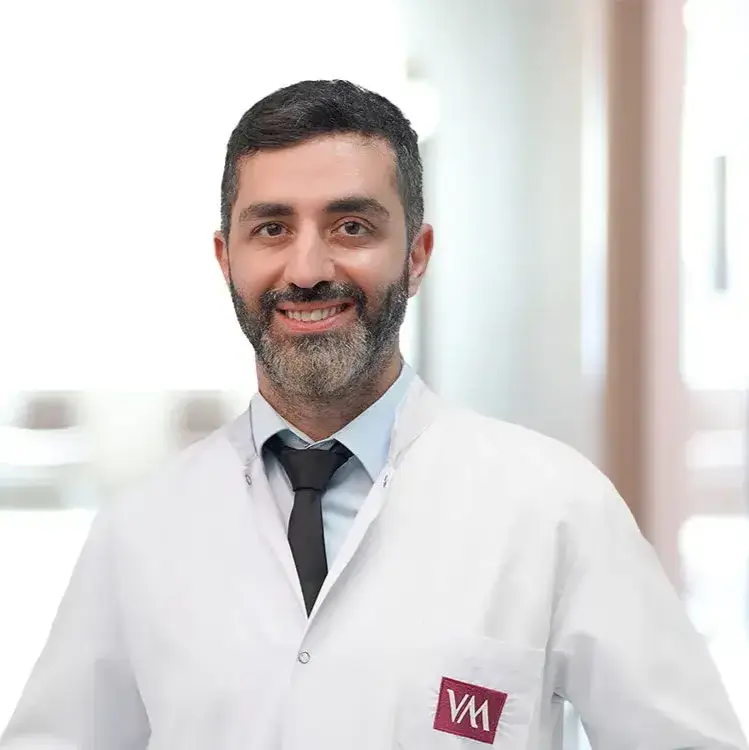 جراح تجميل في اسطنبول الدكتور بافر أجهبان