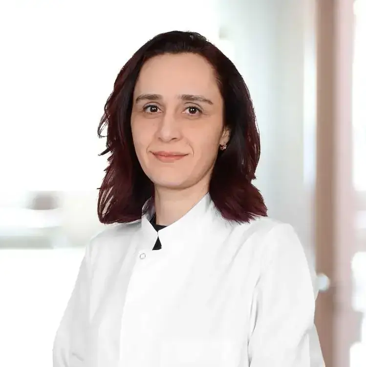 طبيبة نسائية في اسطنبول _ بنديك الدكتور نسليهان آلان