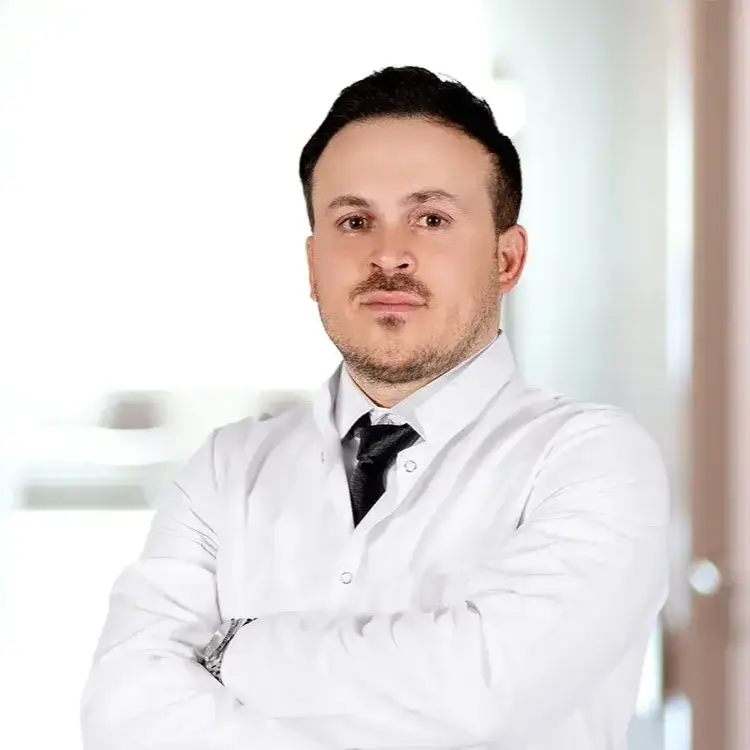 طبيب أنف أذن حنجرة في اسطنبول الدكتور رافان مامادوف