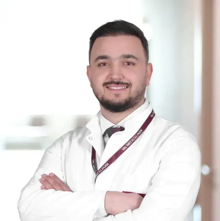 جراح أطفال في بورصة الدكتور سليم أوزكايا