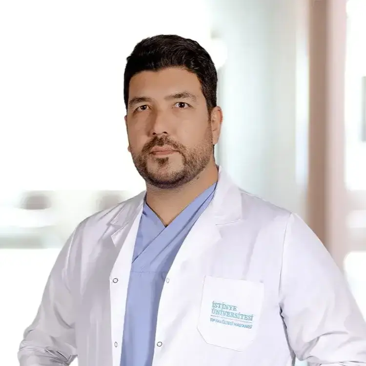 طبيب تخدير في اسطنبول الدكتور أردا باياس