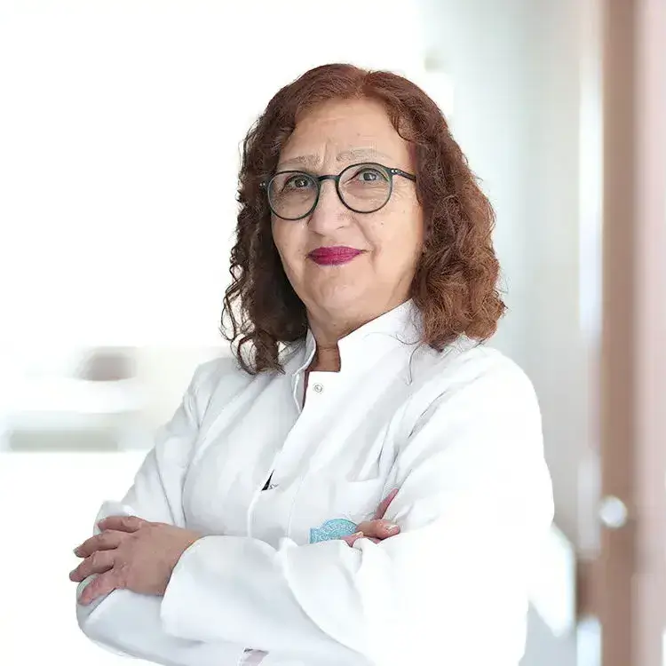طبيبة عيون في اسطنبول الدكتورة تيزر نور غوجوك أوغلو