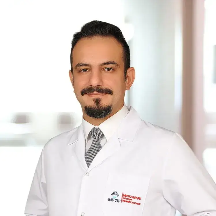 أخصائي أشعة في اسطنبول غوزتيبه الدكتور عبد الباقي آغاجكيران