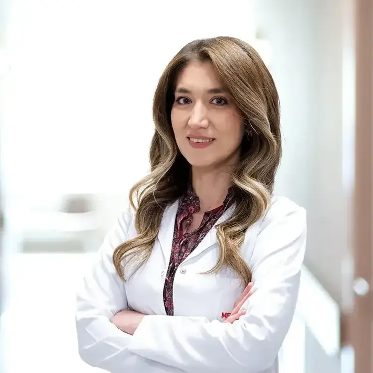 أخصائية أطفال في اسطنبول الدكتورة أمينة بيريل بربر أوغلو