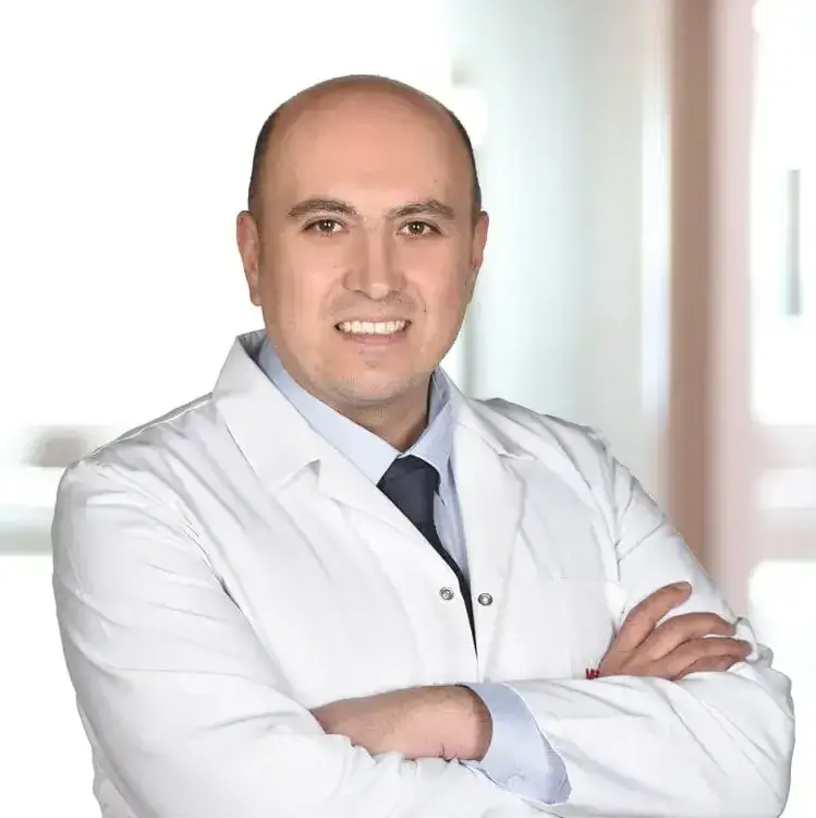 أخصائي أمراض الروكماتيزم في أنطاليا الدكتور إديب غوك ألب غوك
