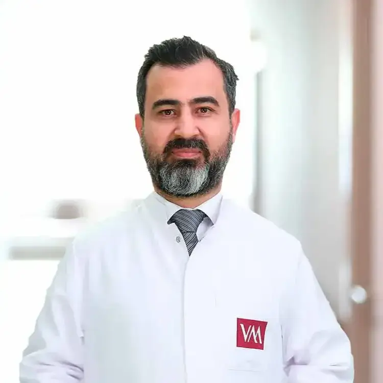 الدكتور بكتاش كوسه اخصائي التخدير والانعاش في كوجالي
