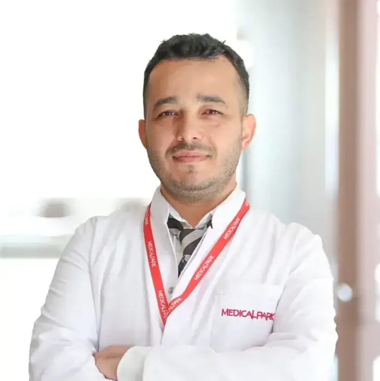 طبيب التخدير والانعاش في سيهان أضنة بوراك ياكار
