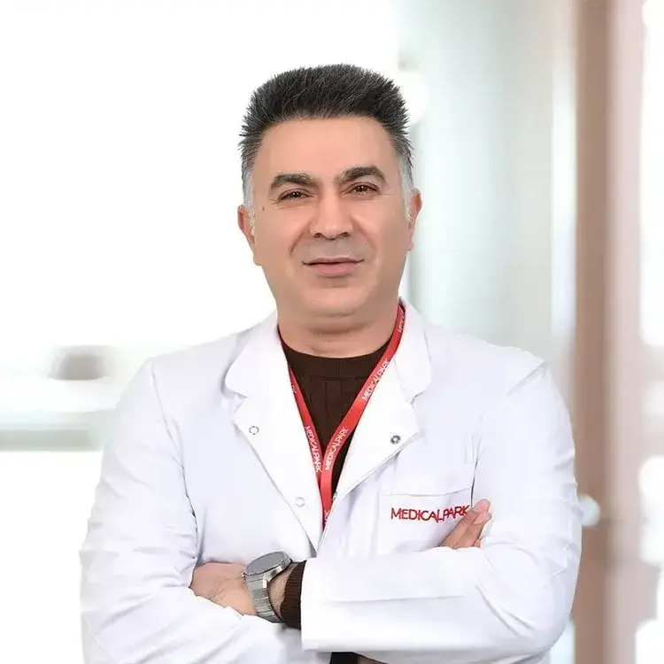 طبيب أنف وأذن وحنجرة في إزمير الدكتور يالجين يلدرم