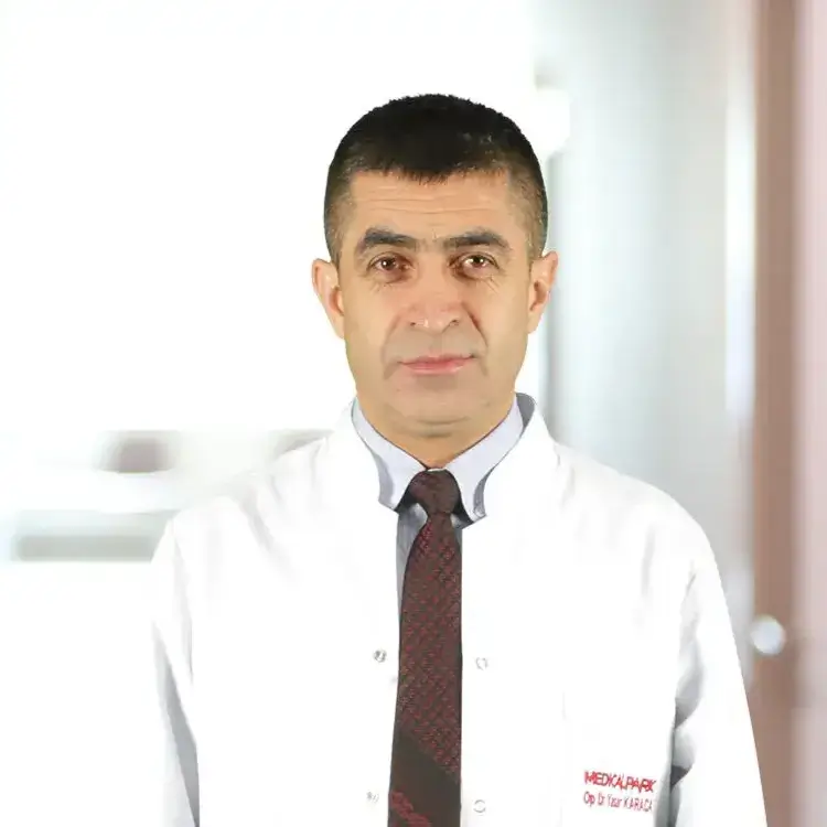 جراح قلب في اوردو الدكتور ياشار كاراجا