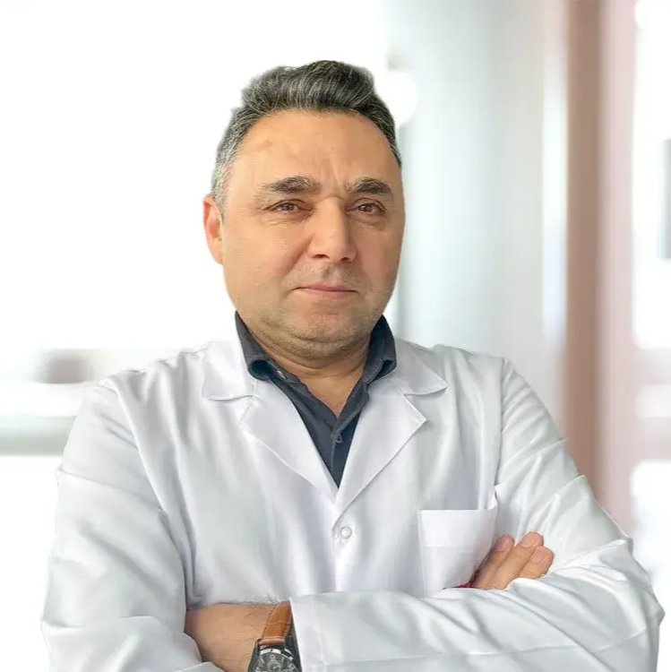 دكتور قلبية في اسطنبول الدكتور إندر أوزال