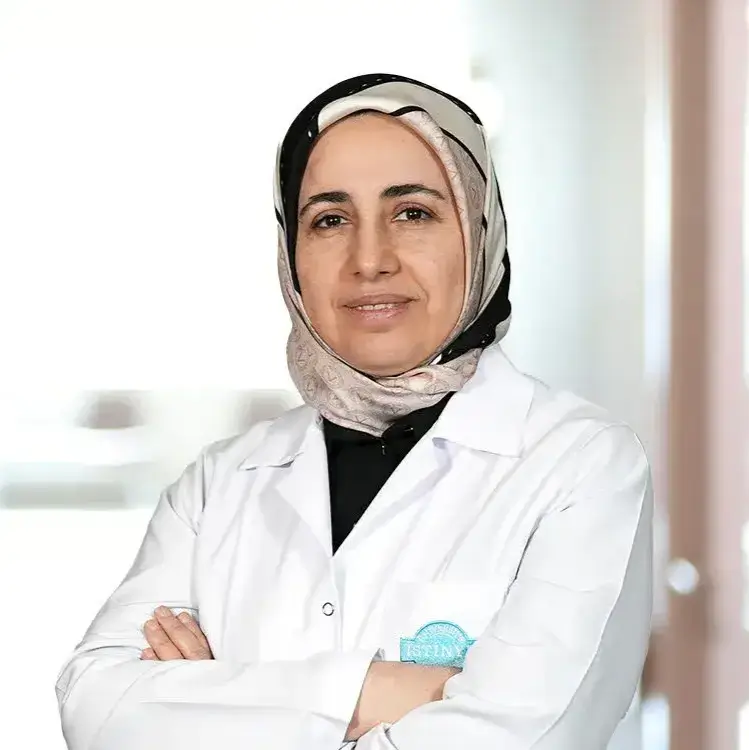 أخصائية الامراض الجلدية والتجميل في اسطنبول بهجة شهير الدكتورة إسينغول كايا