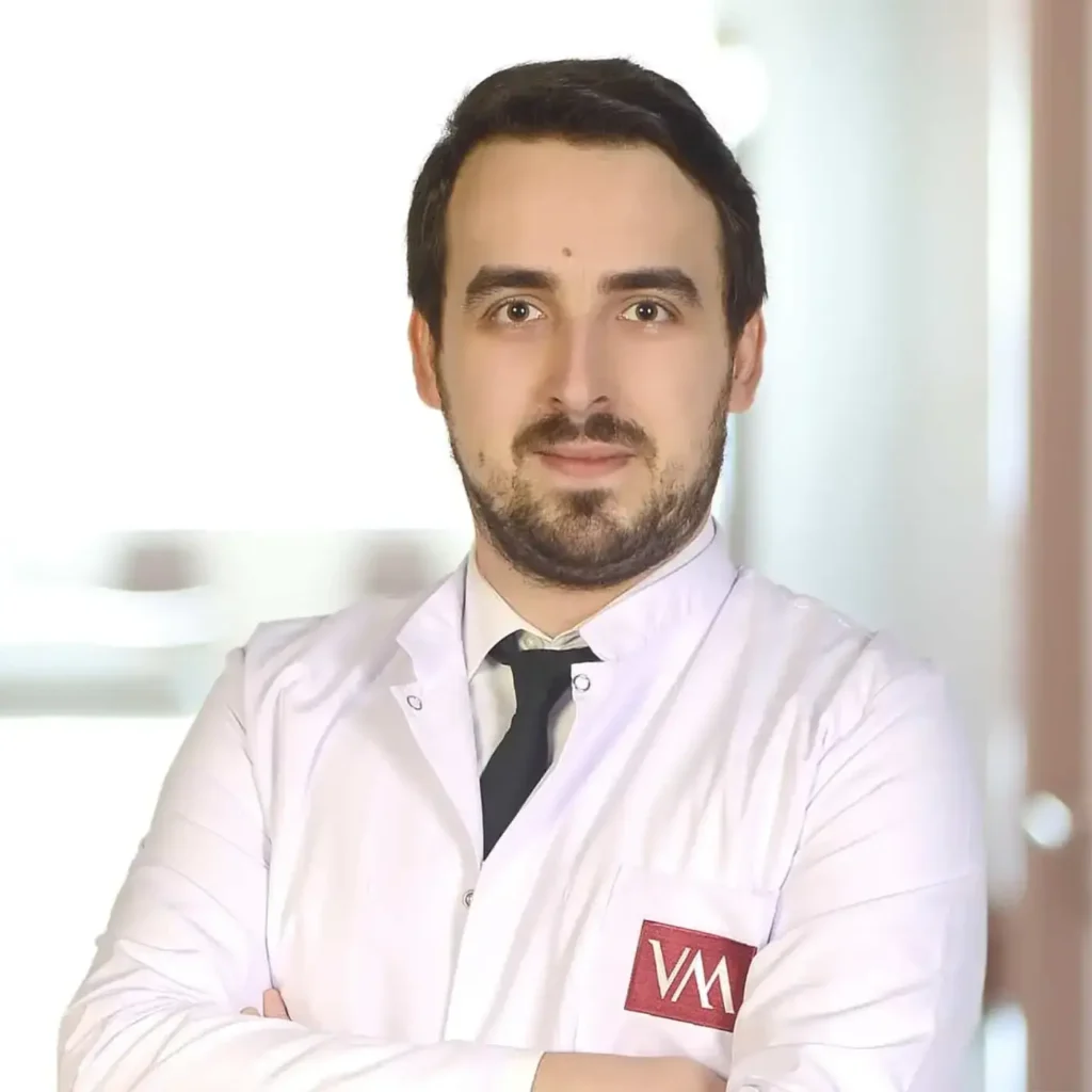 طبيب نفسي في كوجالي الدكتور إيمرة عثمان