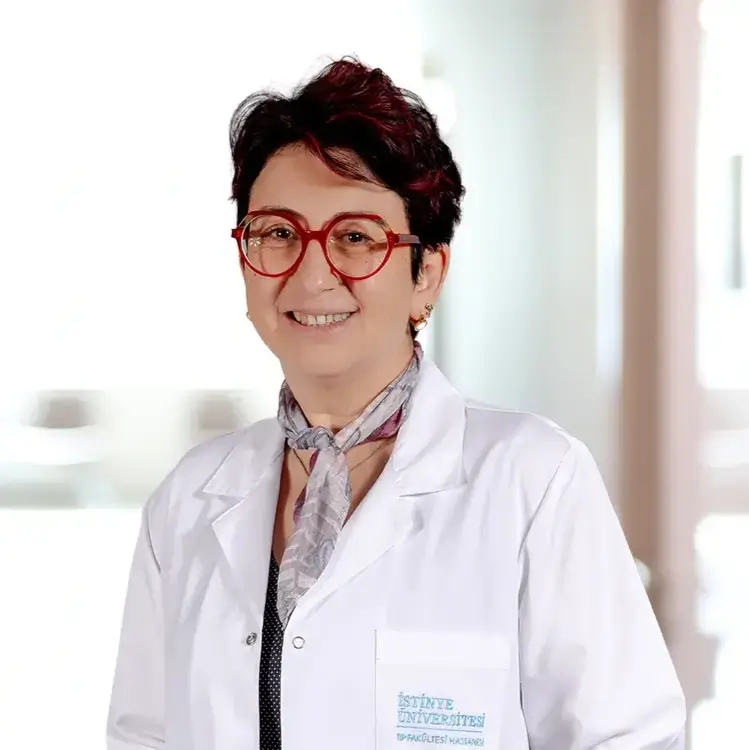 الدكتورة فوسون غونش دودو أخصائية طب الأسرة والفحوصات الشاملة في اسطنبول