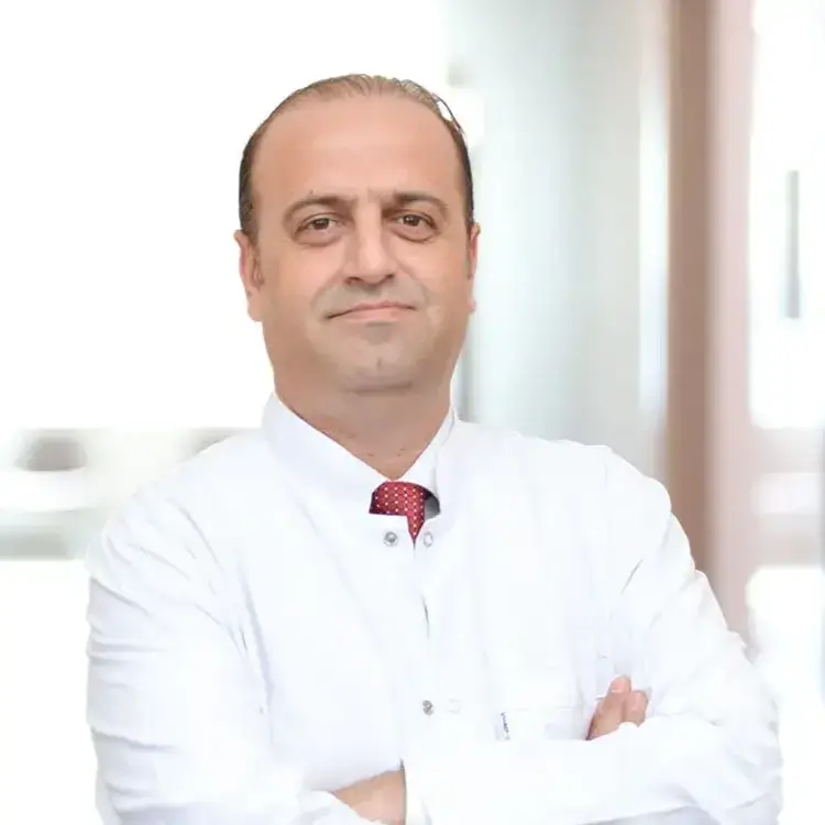 جراح دماغ واعصاب في إزمير الدكتور أوزكان أوزغير